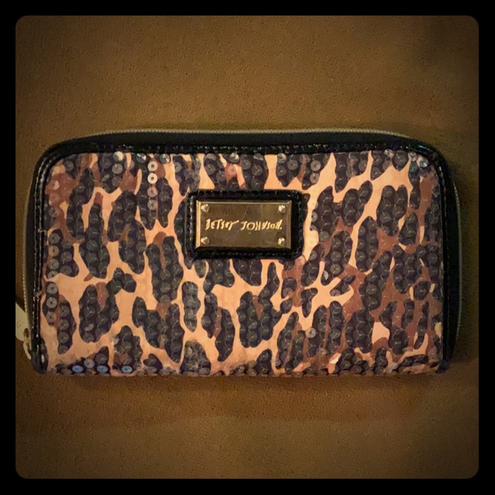 Betsy Johnson leopard wallet